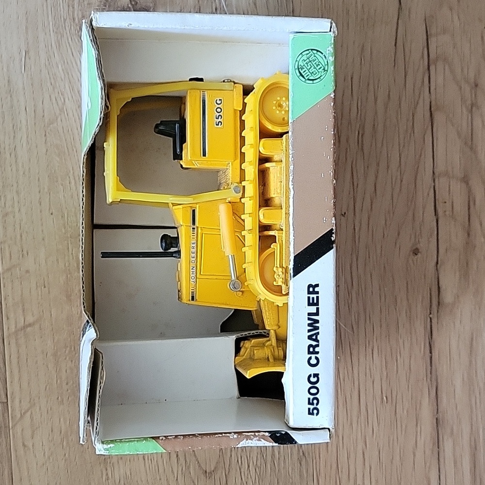 Vintage ERTL John Deere 550G Crawler Dozer Tractor & Blade 1/32 Scale NIB